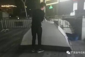 廣州小伙凌晨搭帳篷排隊買iPhone8 結(jié)果尷尬了