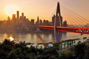 走進川渝絲綢“金”濟地，聚焦手機產(chǎn)業(yè)核心群