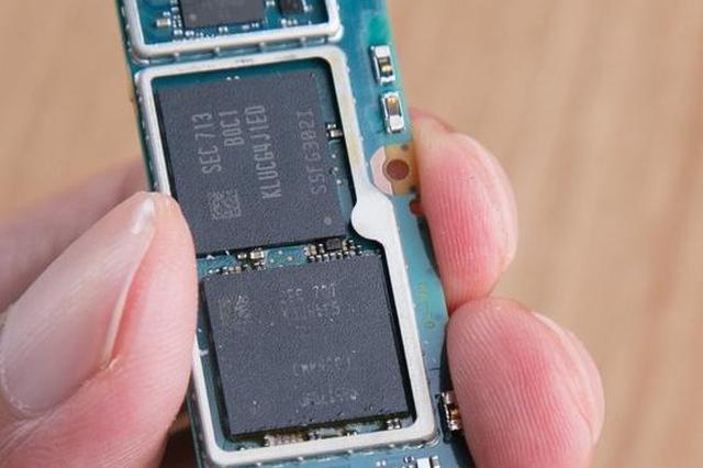 &ldquo;內存條&rdquo;掀起手機漲價潮 三星美光成最大贏家