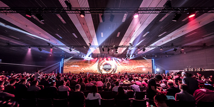 華為與蘋果帶來真正的變革 手機(jī)迎來&ldquo;智慧時(shí)代&rdquo;