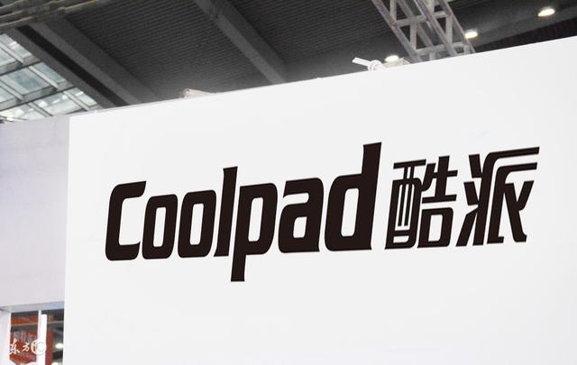 小米跌倒后自己爬起來了，酷派可以嗎？