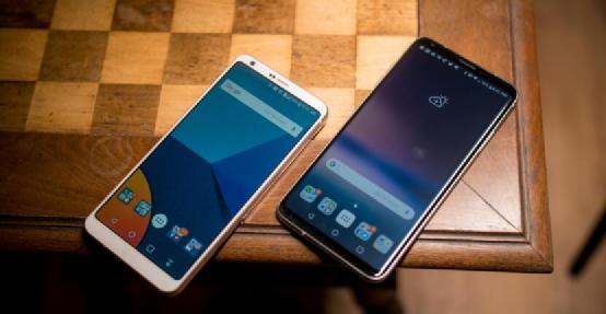 OLED屏手機(jī)時(shí)代才剛剛開啟 可折疊和可彎曲設(shè)計(jì)是未來