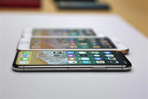 iPhone X國行版上手:瞬間接受“劉海”