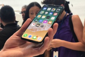 外媒評(píng)iPhone X：雖然價(jià)格不菲 但還是不錯(cuò)