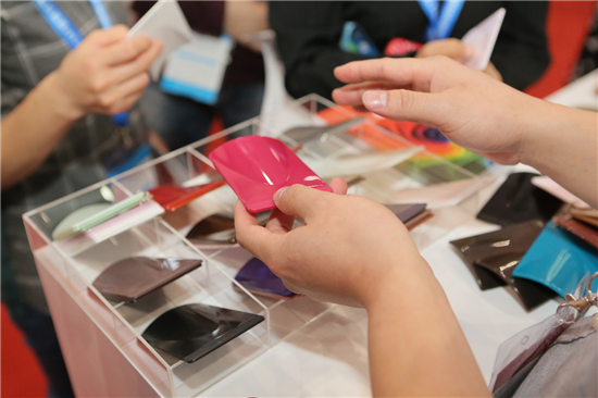 直擊2017國(guó)際CMF暨世界新材料新技術(shù)展:一批新材料新技術(shù)盛裝亮相