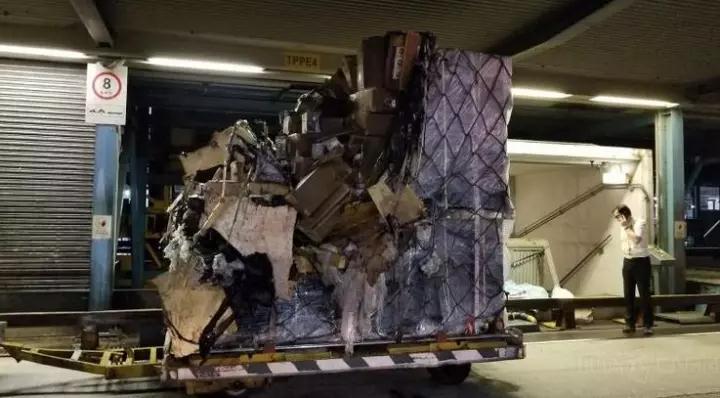 重磅！魅族手機(jī)香港機(jī)場(chǎng)爆炸，直接遭遇航空公司禁運(yùn)！寶龍/維科均中槍！