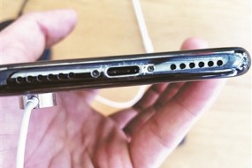 iPhone X掉漆嚴(yán)重：蘋果回應(yīng)讓用戶很崩潰