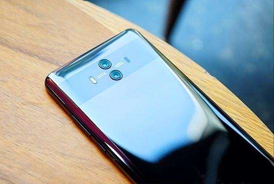 華為Mate10保時(shí)捷炒至3萬(wàn) 官方維修費(fèi)用令人咋舌