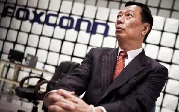 一人分紅33萬！郭臺(tái)銘為鴻海員工送超級(jí)紅包