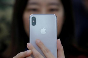 蘋果砍掉iPhone X 40%訂單？供應商稱未收到通知