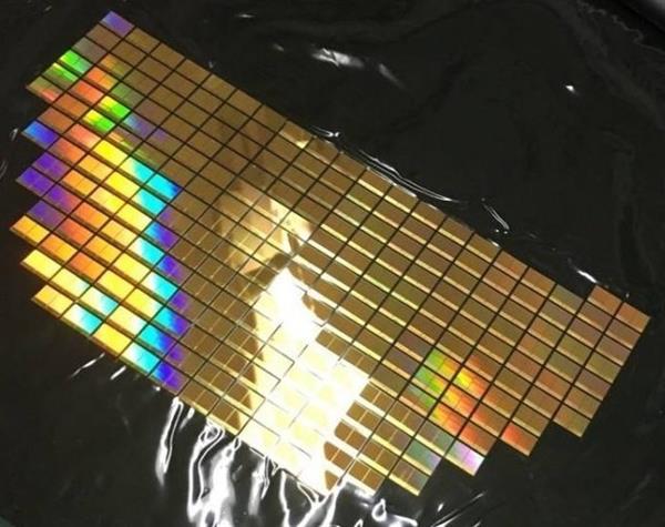 中國花幾億制造一根內(nèi)存 究竟為什么？