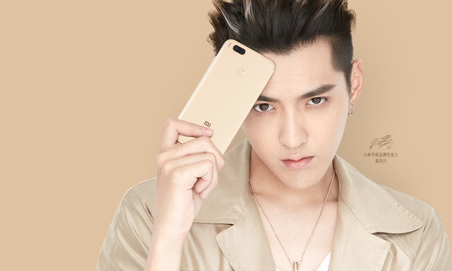 五問(wèn)2018年手機(jī)行業(yè)趨勢(shì)：華為能否真正超越蘋(píng)果？