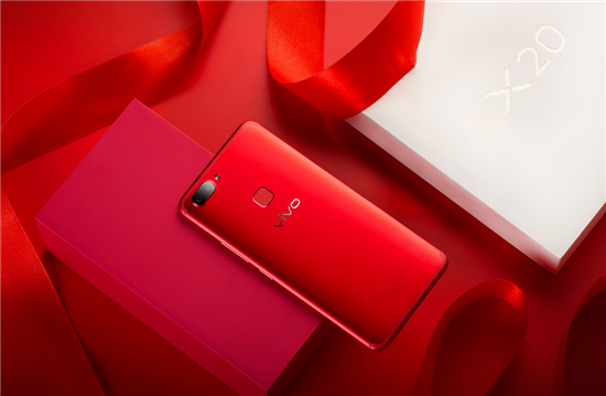 8個(gè)月匠心打磨，成就不一樣紅的vivo X20星耀紅
