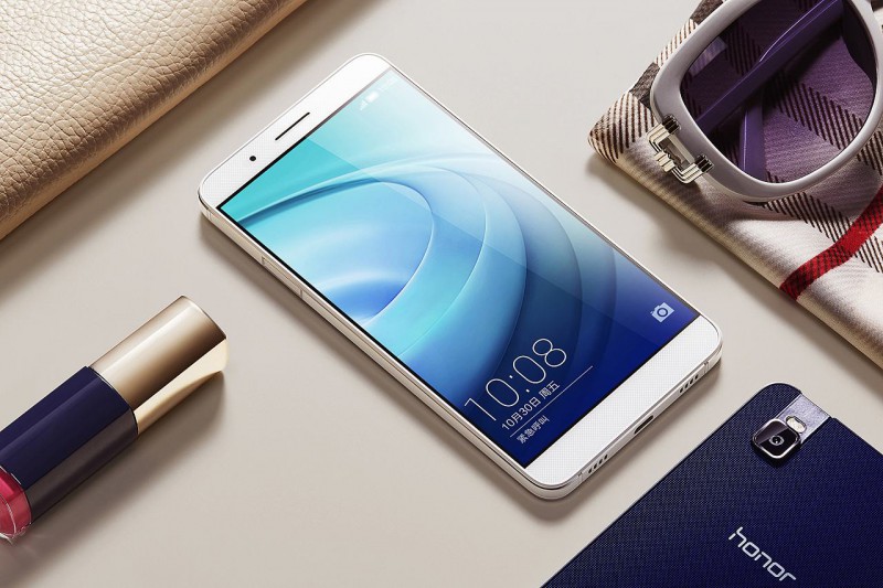 中國智能手機(jī)出貨量首次大幅下降