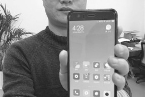 手機指紋鎖驚天漏洞：用膠帶+導(dǎo)電筆秒開