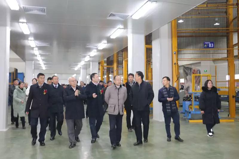 咸寧南玻光電項(xiàng)目成功點(diǎn)火投產(chǎn):年產(chǎn)1500萬平米二代高鋁超薄玻璃