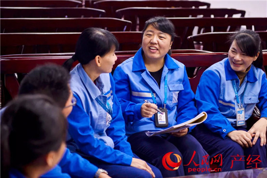 【春運&ldquo;擺渡人&rdquo;】客艙保障員：日換椅套2000個的&ldquo;快手團隊&rdquo;