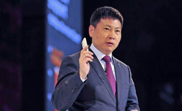 雖然在中國(guó)市場(chǎng)潰敗，但中興或許比華為更容易超越蘋(píng)果