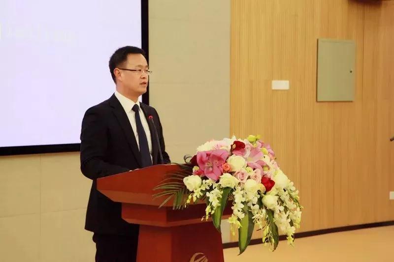 開放合作取得重大成果，水晶光電攜手德國(guó)肖特成立合資公司晶特光學(xué)