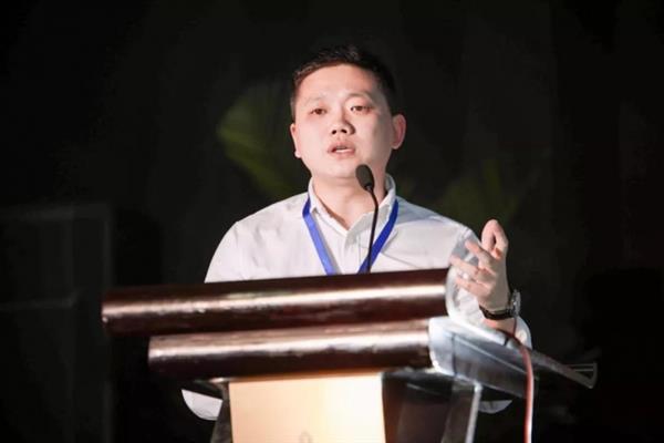 長虹發(fā)布“全球首款區(qū)塊鏈?zhǔn)謾C(jī)” 處處神秘