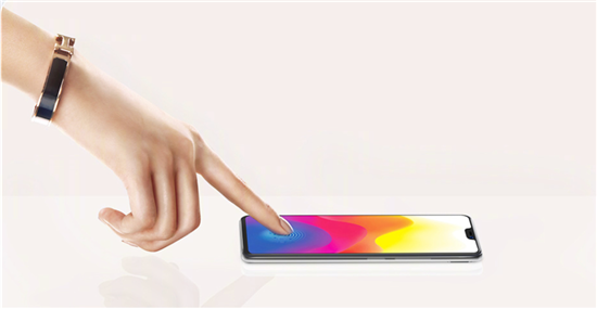 全面屏手機大潮來臨，為什么說屏幕指紋才是屏幕發(fā)展的終點？