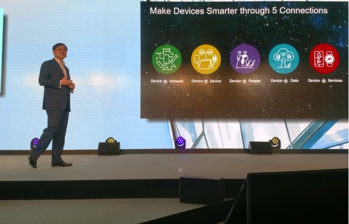 聯(lián)想2018誓師大會(huì)雅典接力 楊元慶闡述“五個(gè)連接”的智能生態(tài)