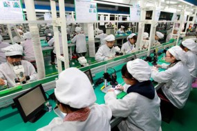 蘋果供應(yīng)商金龍機(jī)電深陷資金危機(jī)：巨虧7億股價(jià)暴跌60%