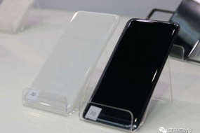 為什么2.5D/3D玻璃蓋板出貨速度能提升三倍，雅聯(lián)特種油墨與工藝透玄機