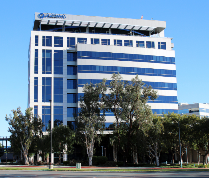 高通重組服務(wù)器芯片業(yè)務(wù)：并入CDMA部門、客戶聚焦中國