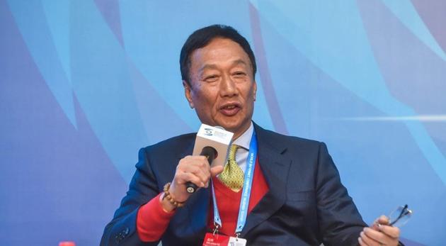 郭臺銘回應(yīng)工業(yè)富聯(lián)市值大縮水：現(xiàn)在是轉(zhuǎn)型關(guān)鍵期，不關(guān)心股價(jià)