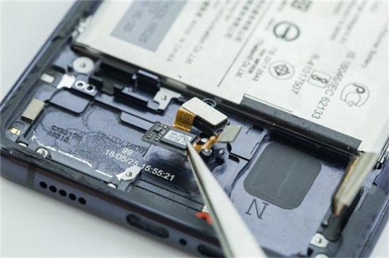 vivo NEX全面屏手機(jī)徹底拆解：迄今為止最復(fù)雜的安卓旗艦之一