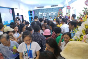 中國(guó)手機(jī)全球市占率過(guò)半 海外市場(chǎng)進(jìn)入強(qiáng)者之爭(zhēng)