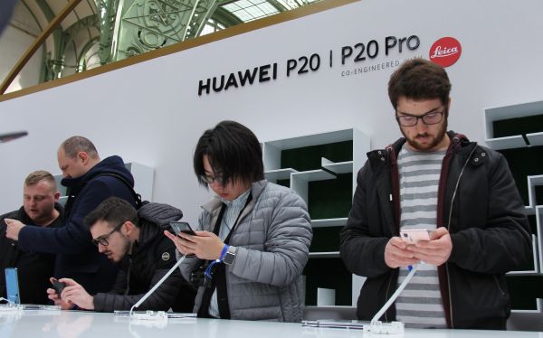 華為手機(jī)歐洲年銷量幾乎翻番 跑贏蘋果