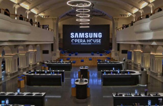 三星全球最大手機旗艦店開業(yè) 大舉進軍印度市場