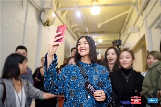 劉雯對話vivo產(chǎn)品設(shè)計師：時尚就是個性與自我的表達