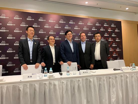 楊元慶:聯(lián)想已跨過拐點 智能制造會比富士康做得好