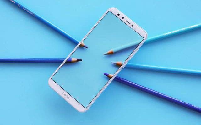 榮耀否認(rèn)獨(dú)立 加速去華為化變革已勢在必行？