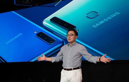 迷失與被圍剿：三星手機降價聲中的頹勢