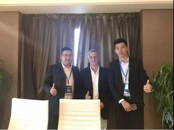 2018第二屆重慶國(guó)際手機(jī)展:AI Phone高峰論壇圓滿落幕