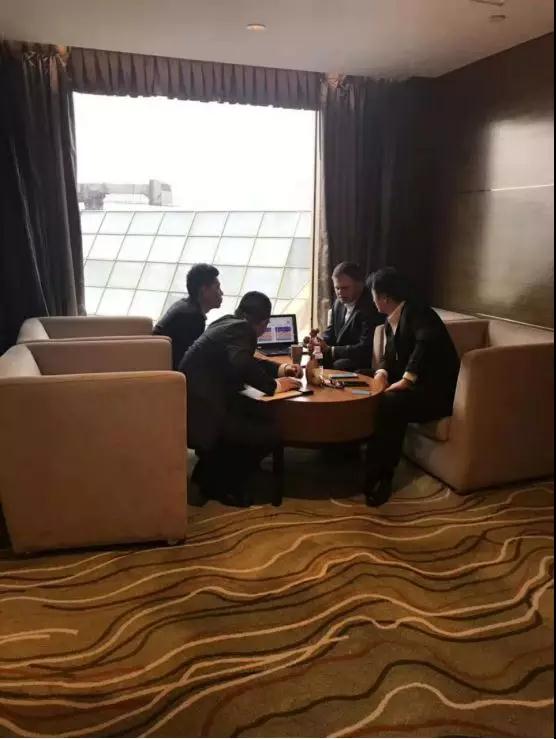 2018第二屆重慶國(guó)際手機(jī)展:AI Phone高峰論壇圓滿落幕