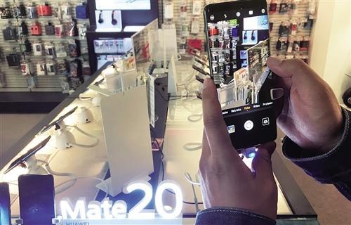 競相發(fā)力全面屏 國產(chǎn)手機欲破高端市場天花板