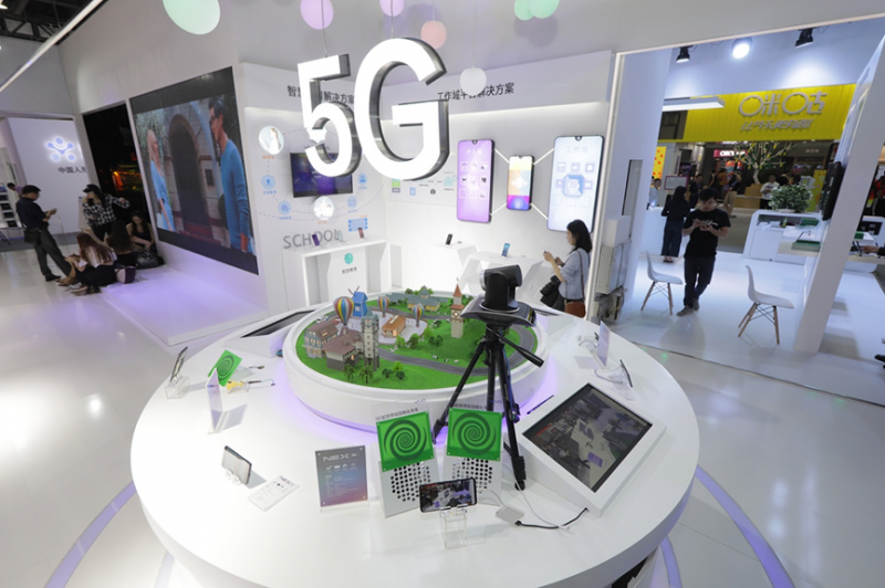 vivo 5G手機(jī)亮相移動(dòng)合作伙伴大會(huì) 首次實(shí)現(xiàn)5G高清視頻直播