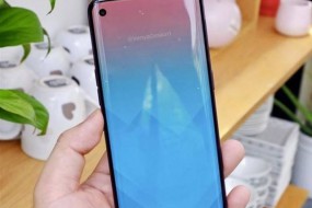 挖孔屏手機(jī)暫時(shí)僅支持后置指紋識(shí)別？