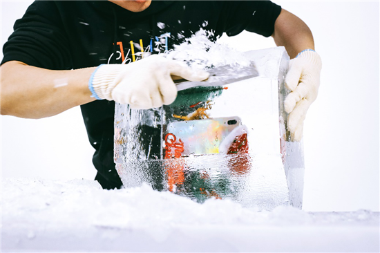 迎合圣誕氣息，vivo X23幻彩版創(chuàng)意照出爐