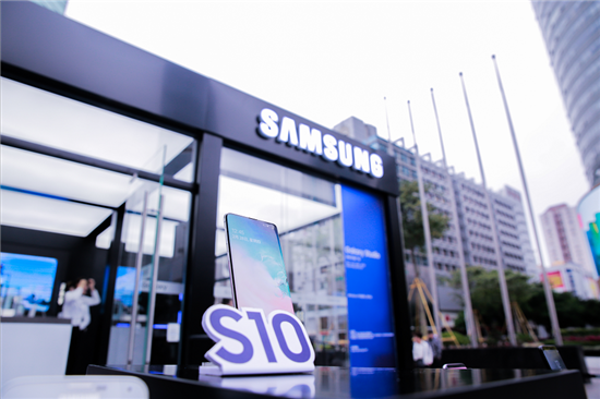 深圳三星蓋樂(lè)世高端體驗(yàn)館開(kāi)幕 帶你玩轉(zhuǎn)Galaxy S10