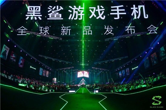 黑鯊游戲手機(jī)2實力詮釋&ldquo;操控之王&rdquo;，玩家體驗再升級