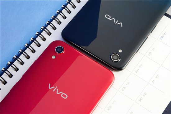 vivo Y91真機賞析：越級品質(zhì)，第一眼就有心動感