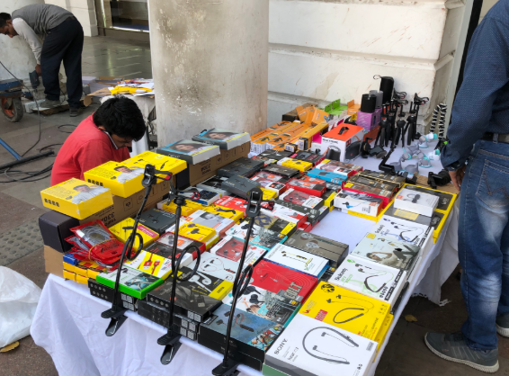 實地探訪印度手機市場:小米破三星 一加超蘋果 新戰(zhàn)場上的老對手