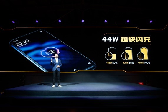 iQOO騎士黑版四月開賣 新驚喜也將同時(shí)登場(chǎng)