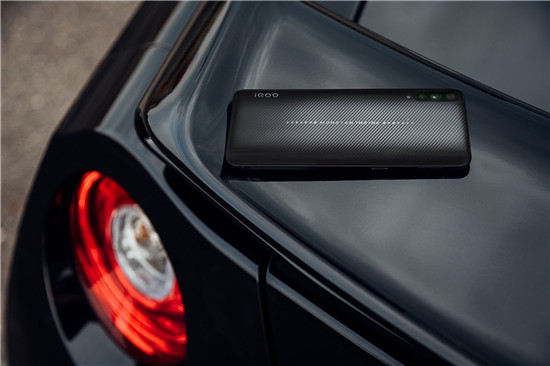 碳纖維紋理外觀 iQOO武士黑明天全網(wǎng)開售